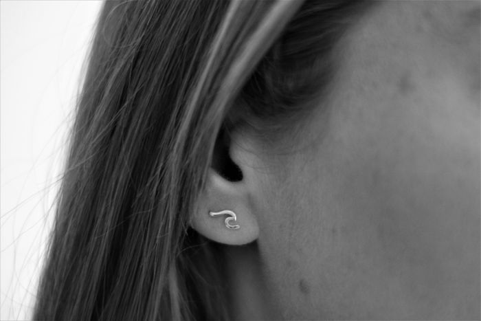 Wave Studs